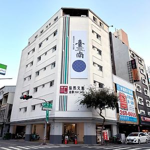 Trust Hotel